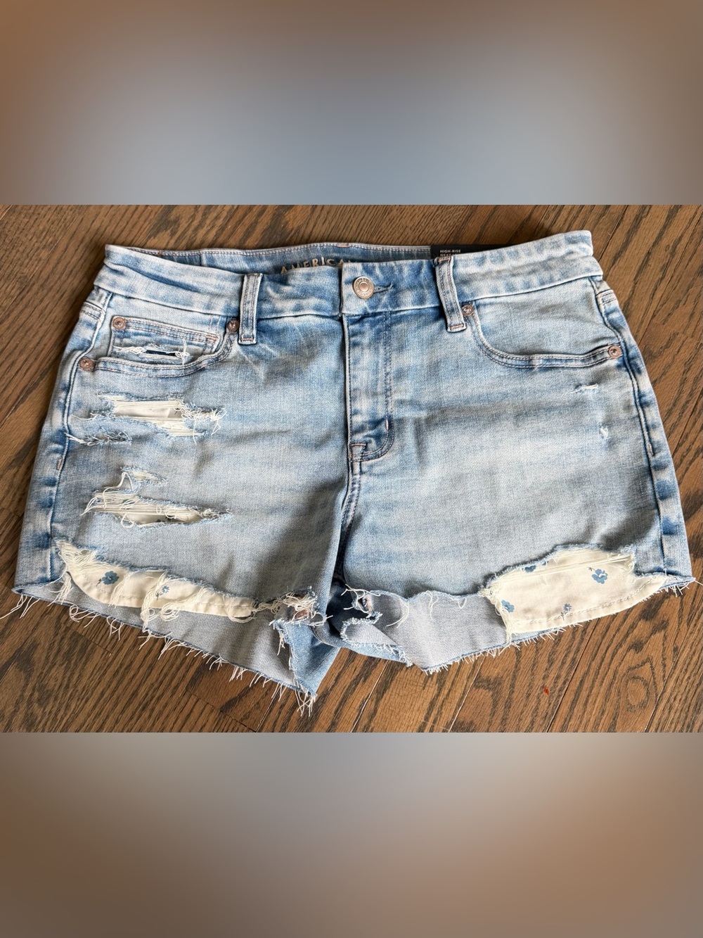 American Eagle High-Rise next level stretch curvy shortie